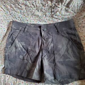 Prana Gray Camouflage Women's Shorts